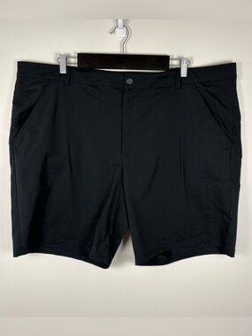 Columbia Sage Peak Men’s Black Blue Golf Shorts, Size 46W, Stretch Performance